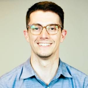 Meet your Posher, Dennis